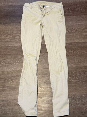 Arizona Jean Company Women's Slim Chino Jeans in Light Beige